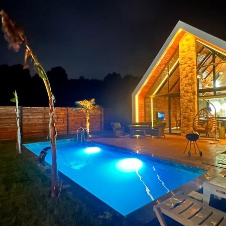 Oyarc Sapanca Villa / Bungalow Sakarya  Eksteriør billede